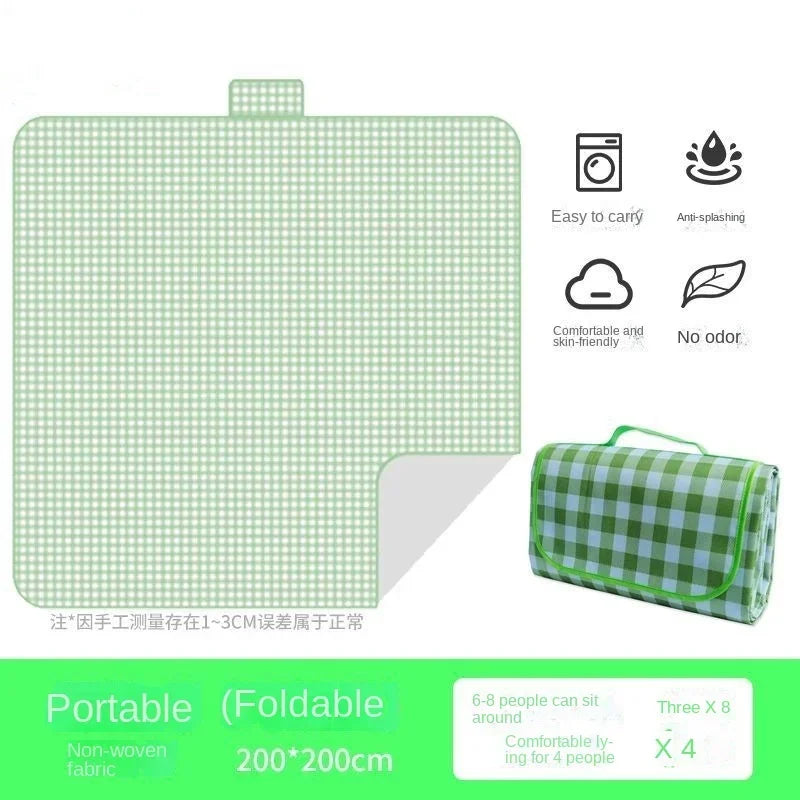 Picknickdecke zusammengepackt als Tasche